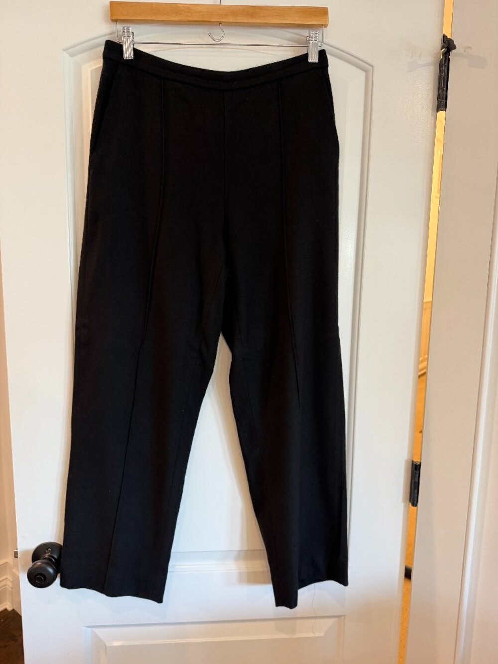 Vince. Brushed Wool Flannel Front-Seam Pull-On Pants Crop Black M/M Luxury
